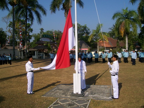 UPACARA BENDERA 17 AGUSTUS 2012