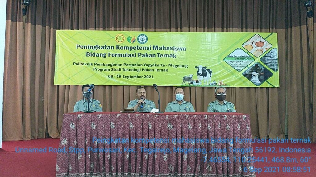 Polbangtan YoMa Bekali Mahasiswa Kompetensi Bidang Formulasi Pakan Ternak Polbangtan YoMa Bekali Mahasiswa Kompetensi Bidang Formulasi Pakan Ternak